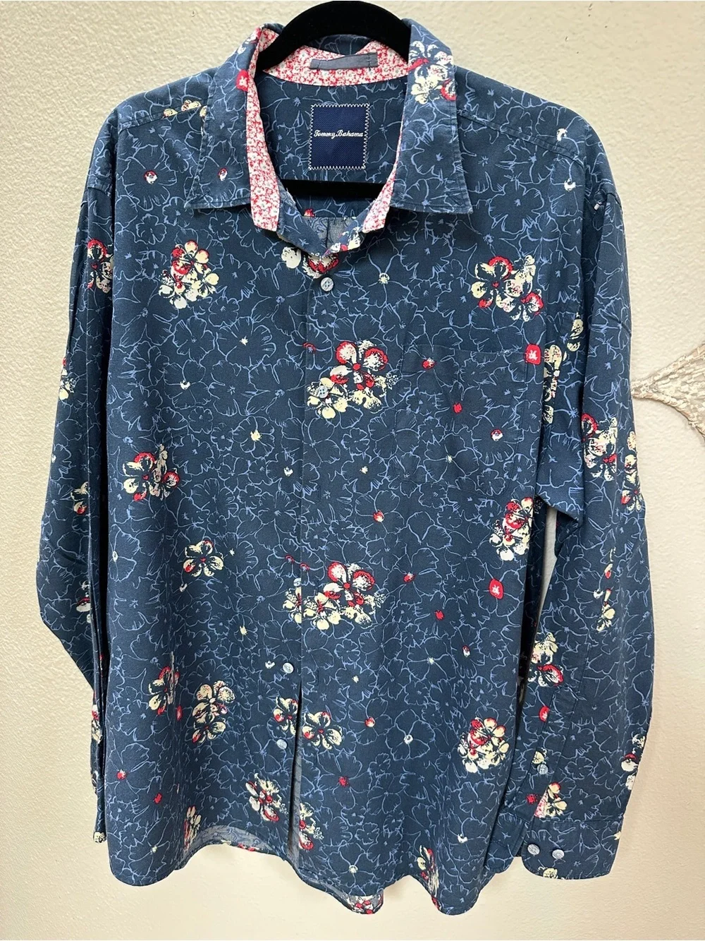 Tommy Bahama cotton silk red white and Navy Floral Long-Sleeve Button-Up shirt